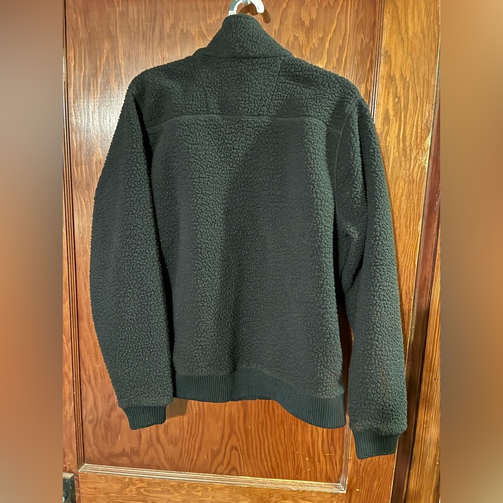 Women’s Carhartt Sherpa Black Fleece Jacket with Zip Pockets - Picture 2 of 5